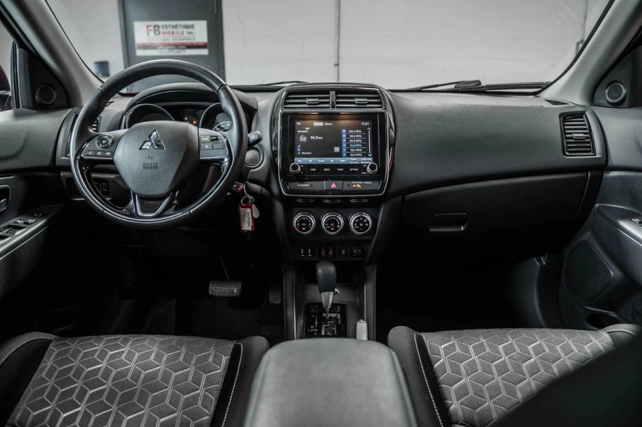 2022 Mitsubishi RVR ES AWC+SIEGES.CHAUFF+CARPLAY+BLUETOOTH+CAM.RECUL Main Image