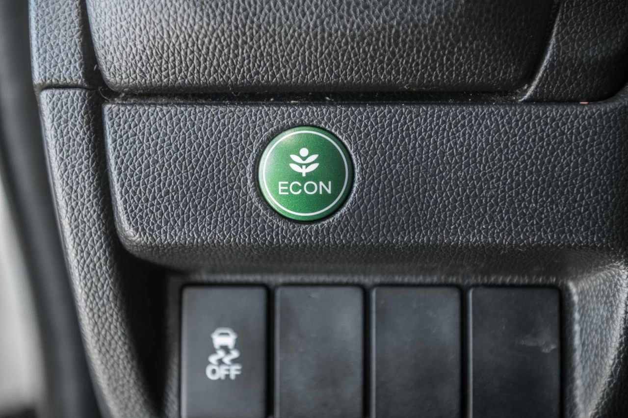 2015 Honda Fit Automatique - BAS KM - Garantie 1 AN Image principale