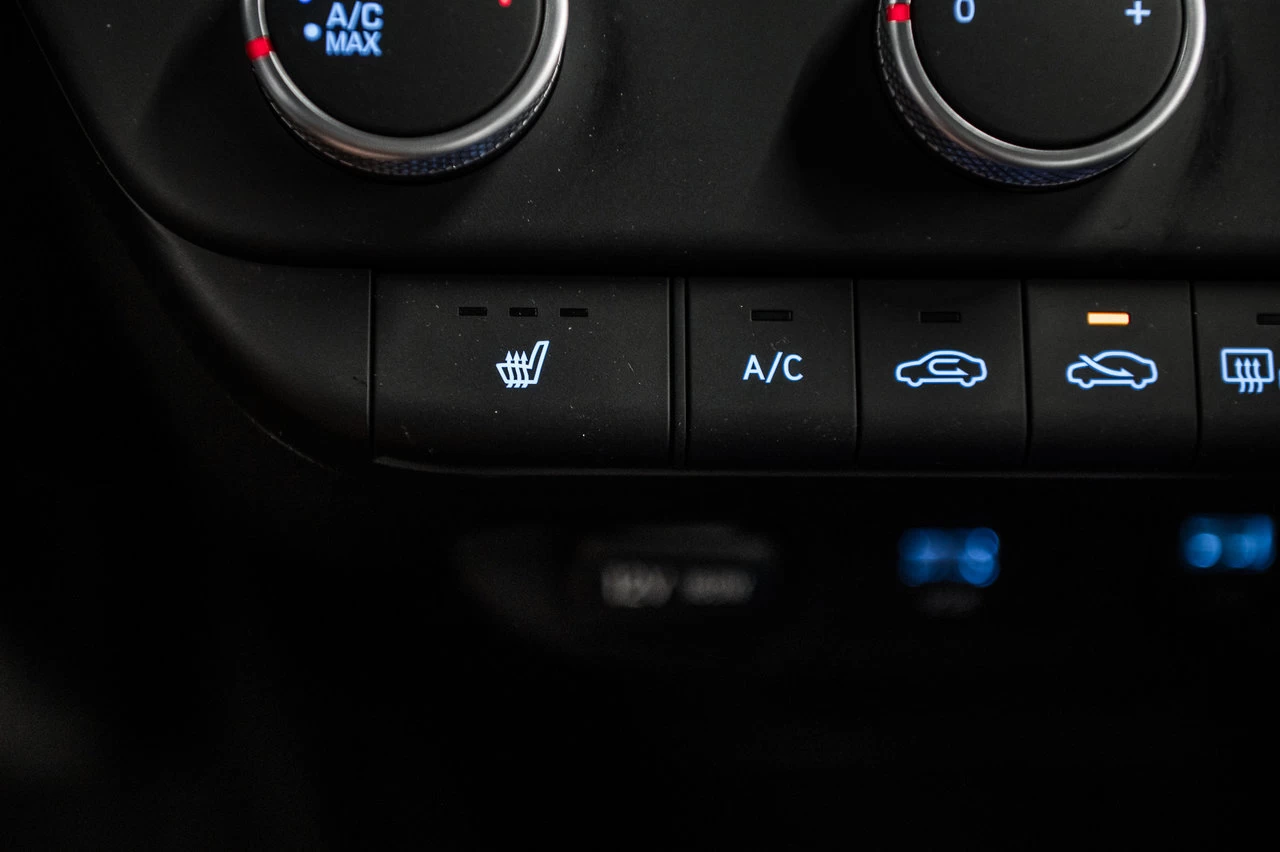 2023 Hyundai Elantra Essential Image principale