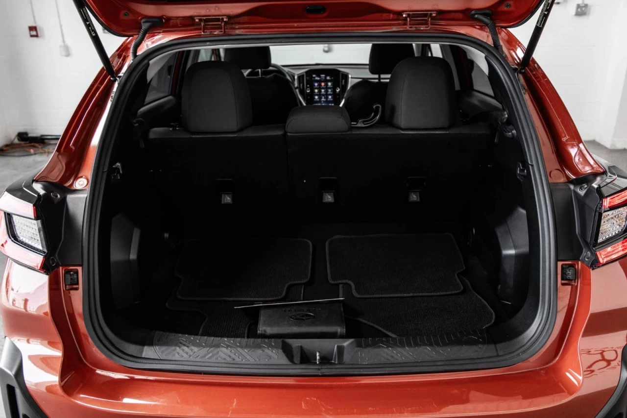 2024 Subaru Crosstrek Touring VOLANT/SIEGES.CHAUFF+CARPLAY+CAM.RECUL Main Image
