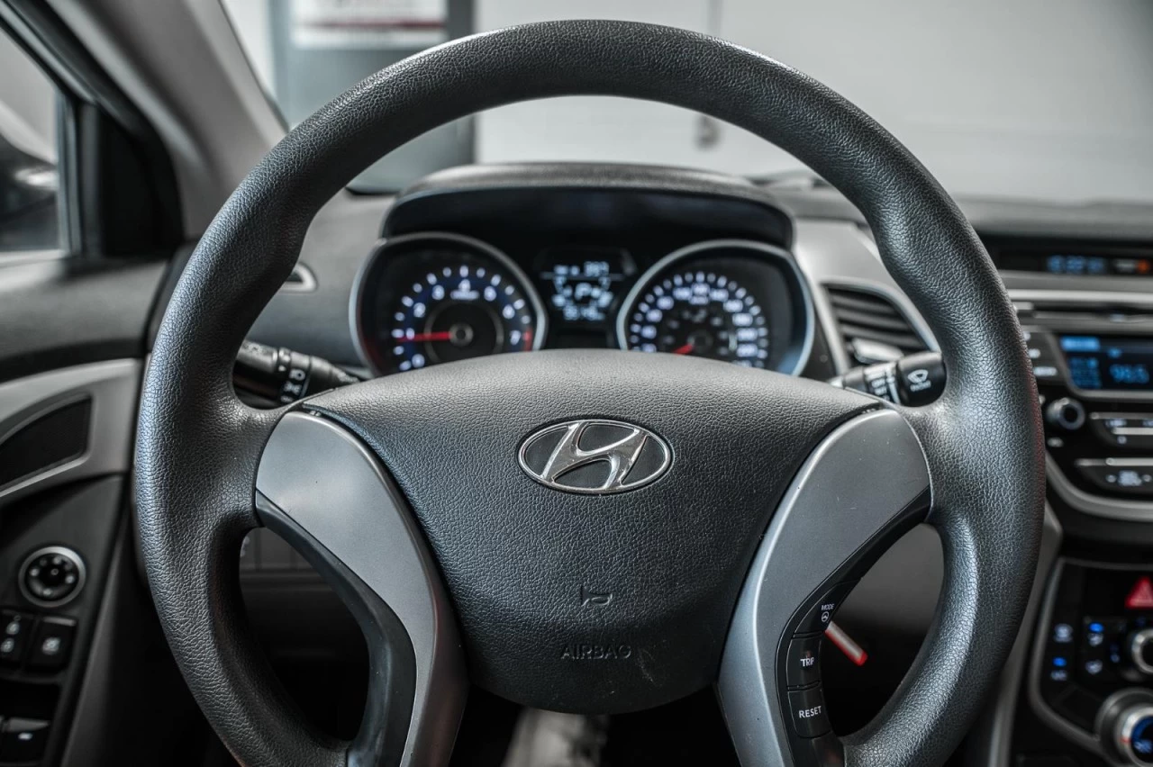 2016 Hyundai Elantra L+ VITRES.ELECTRIQUES+A/C Image principale