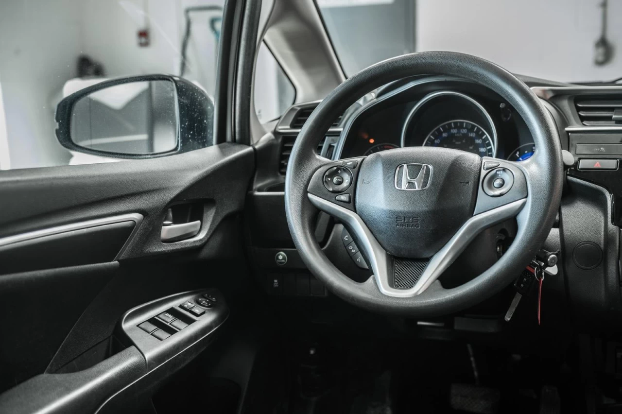2015 Honda Fit Automatique - BAS KM - Garantie 1 AN Image principale