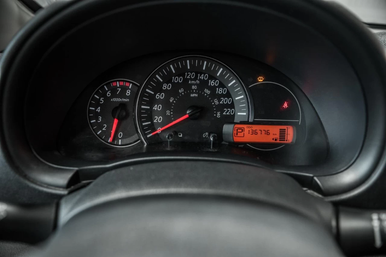 2016 Nissan Micra SV REG.VITESSE+A/C+GR.ELECTRIQUE Image principale