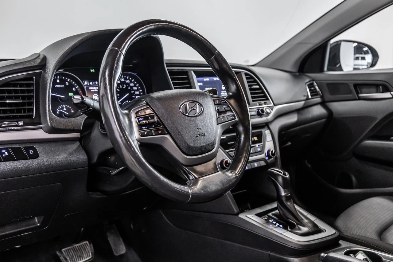 2018 Hyundai Elantra Gl Se Main Image