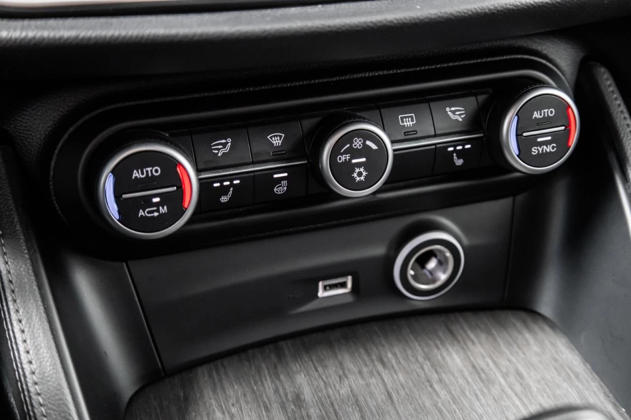 2018 Alfa Romeo Stelvio Ti Sport AWD NAVI+CUIR+TOIT.OUVRANT Main Image