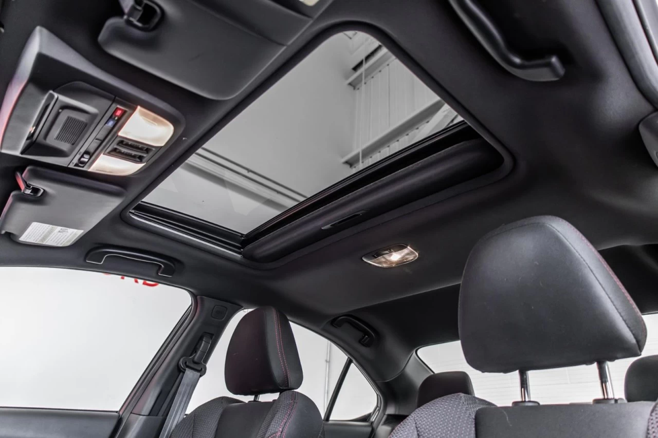 2023 Subaru WRX Sport  TOIT.OUVRANT+CARPLAY+SIEGES.CHAUFFANTS Main Image