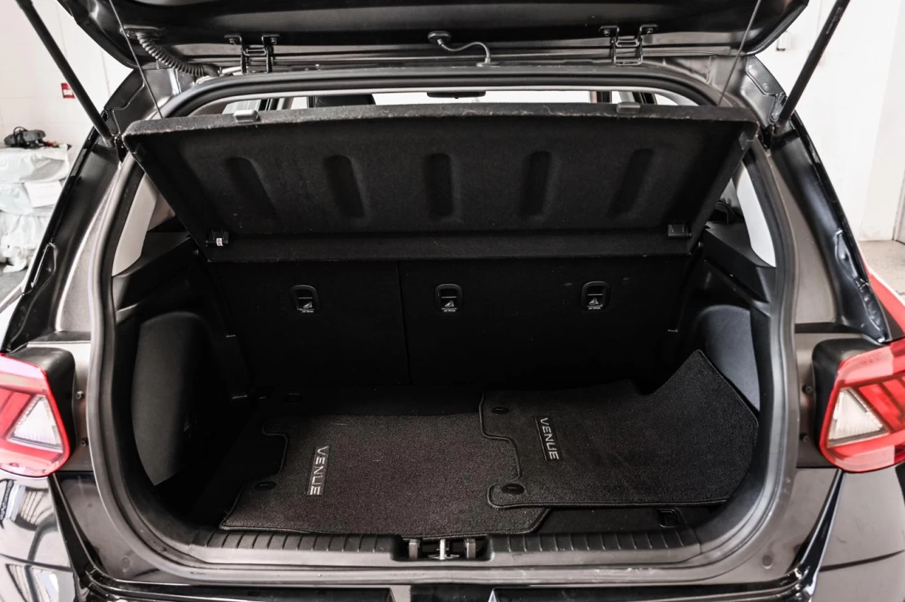 2020 Hyundai Venue Essential SIEGES.CHAUFF+CARPLAY+BLUETOOTH Main Image