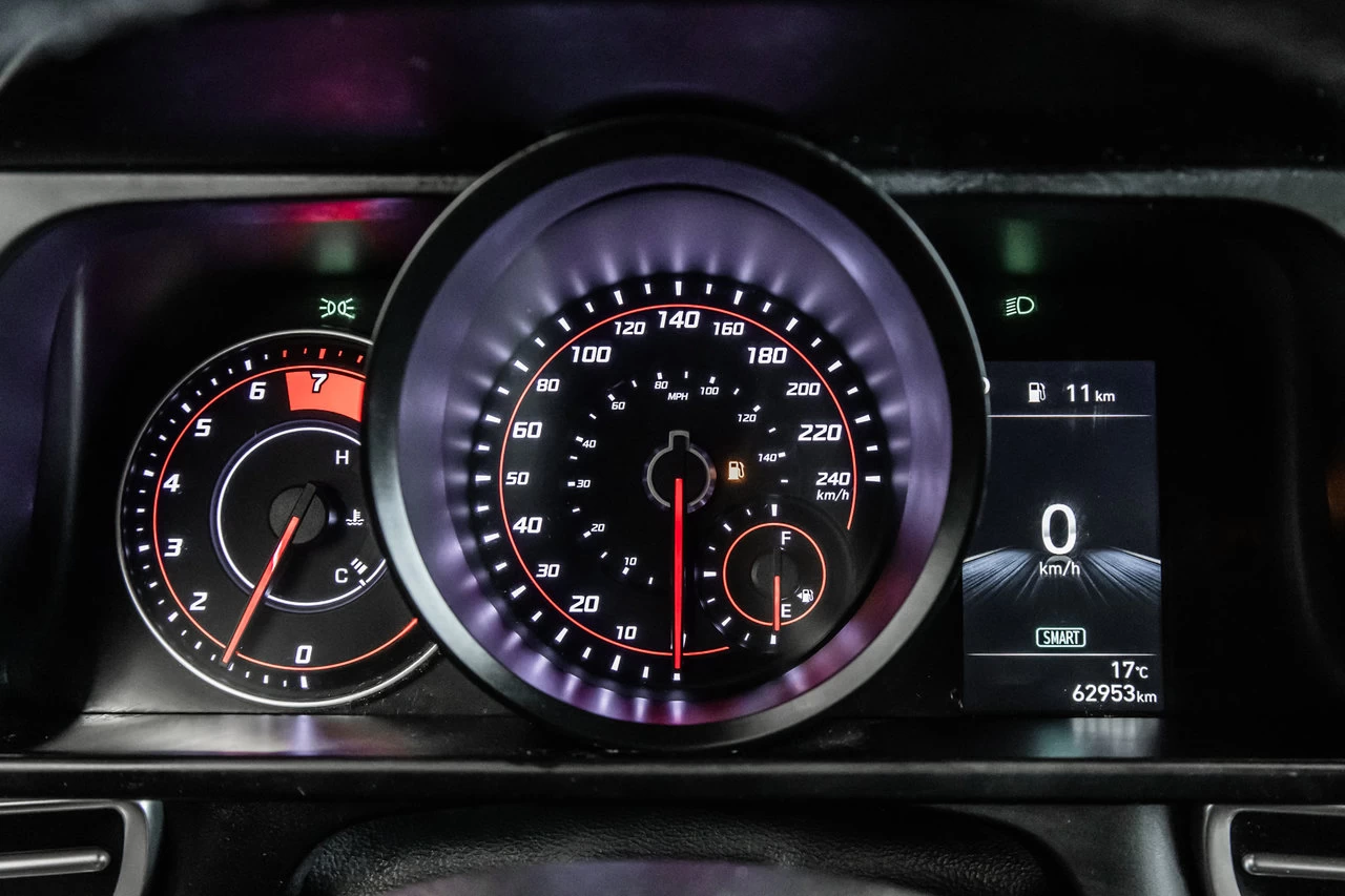 2022 Hyundai Elantra Preferred Main Image