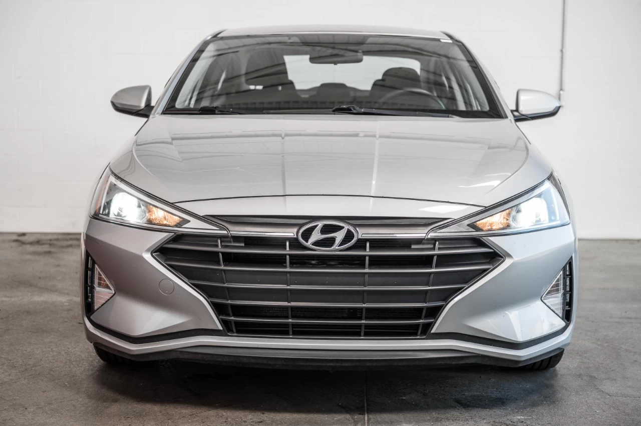2020 Hyundai Elantra Essential SIEGES.CHAUFFANTS+CARPLAY Main Image