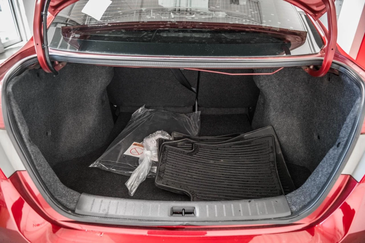 2019 Nissan Sentra SV SIEGES.CHAUFF+BLUETOOTH+CARPLAY+CAM.RECUL Image principale