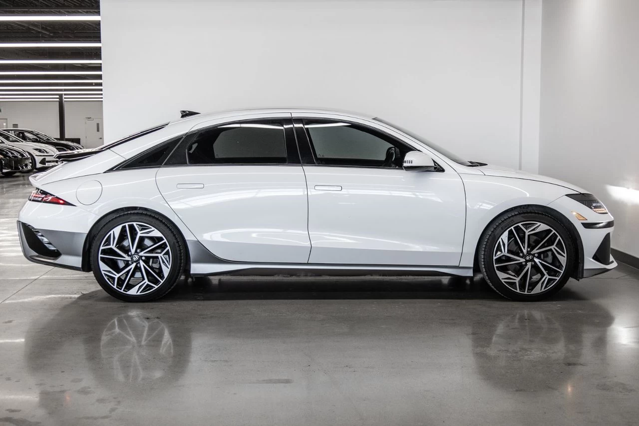 2023 Hyundai IONIQ 6 Preferred Awd Image principale