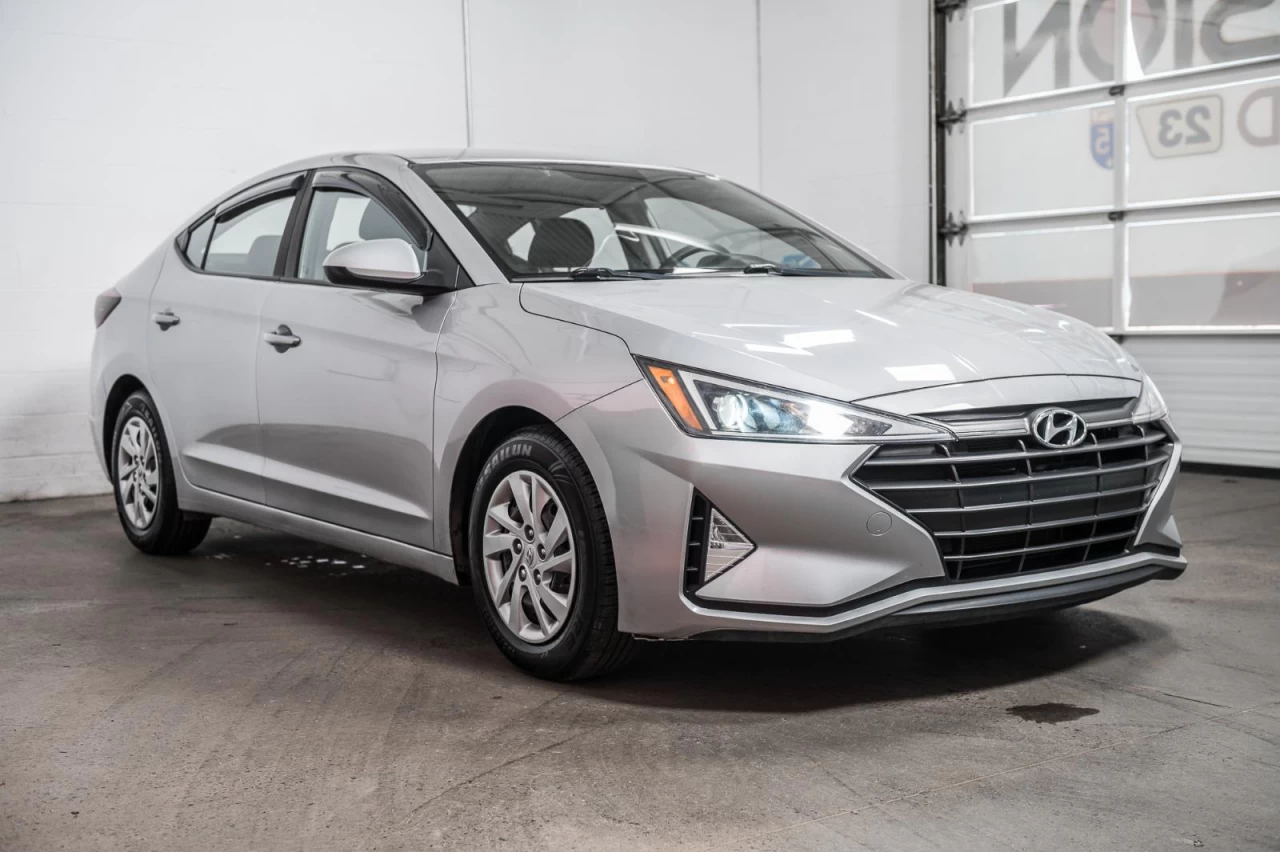 2020 Hyundai Elantra Essential SIEGES.CHAUFFANTS+CARPLAY Main Image