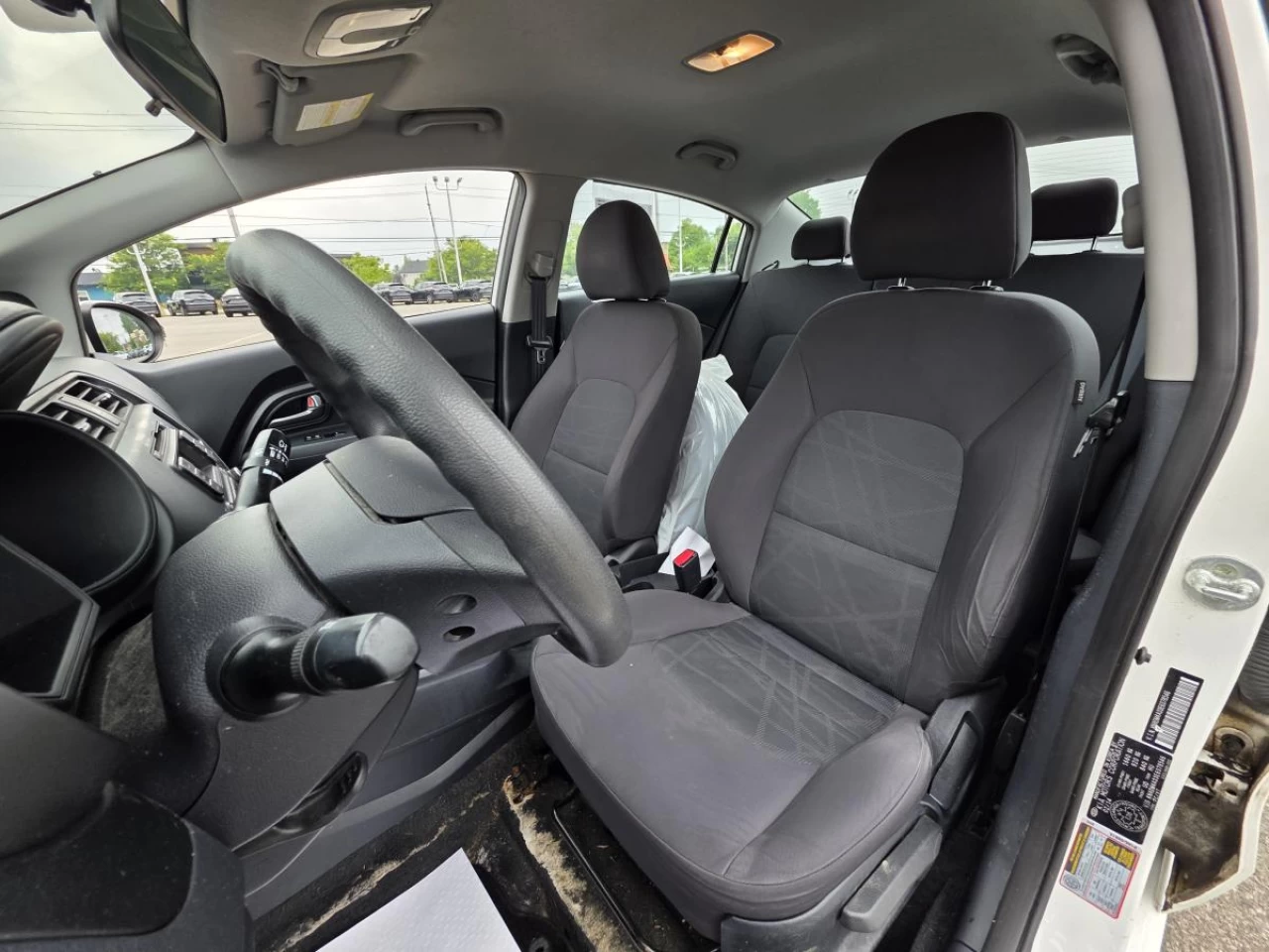 2014 Kia Rio 4dr Sdn Auto LX+ Image principale