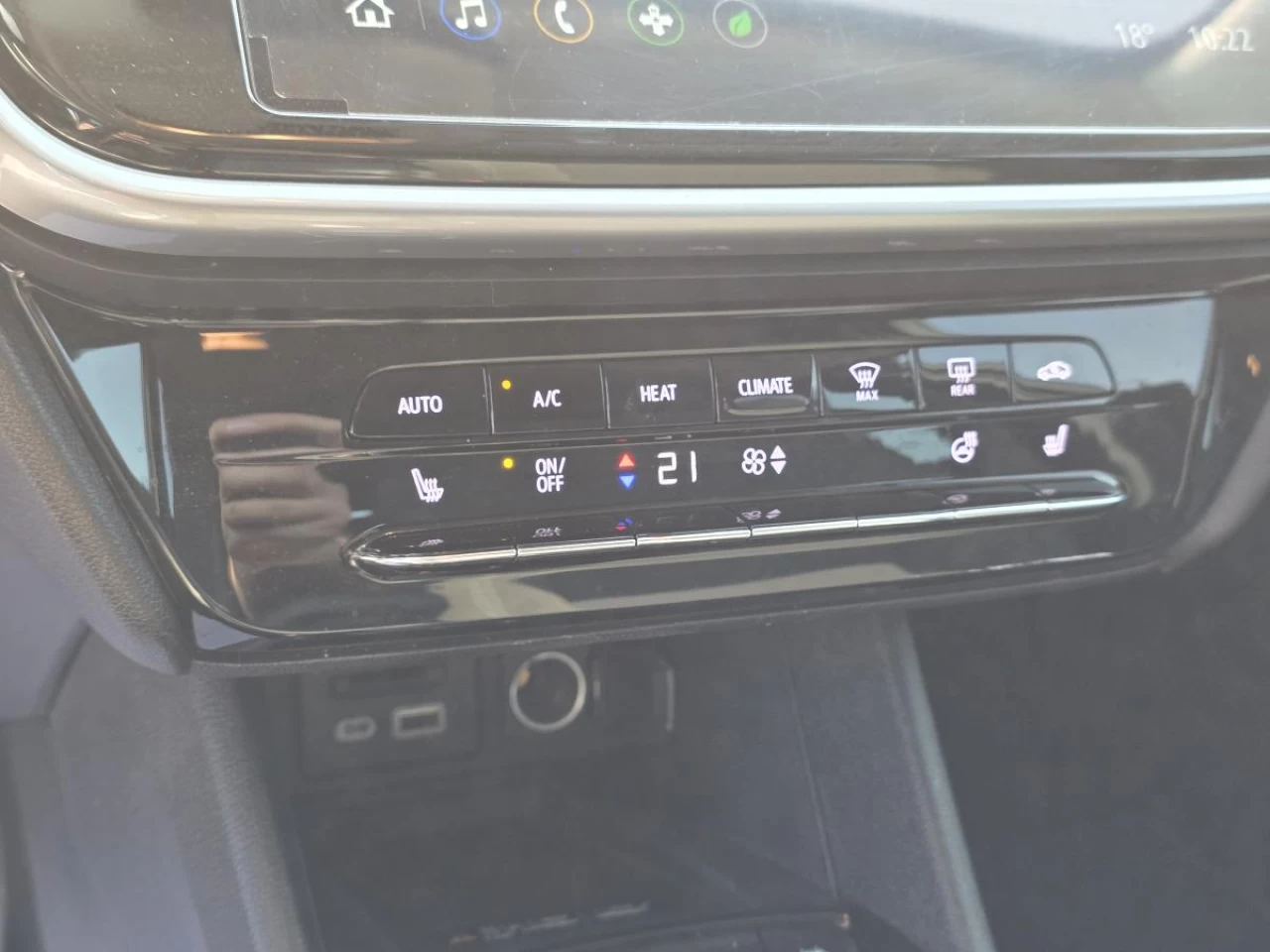 2023 Chevrolet Bolt EUV FWD 4dr LT Image principale