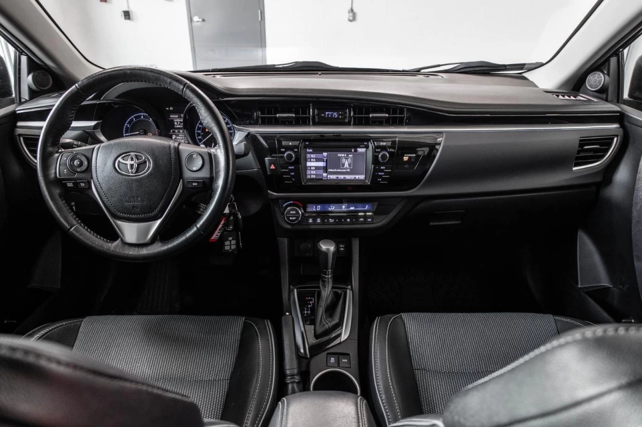 2015 Toyota Corolla Automatique AUBAINE!!! Main Image
