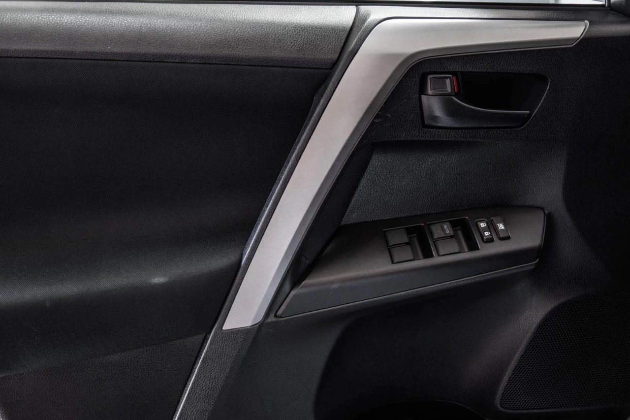 2018 Toyota RAV4 LE AWD MAGS+SIEGES.CHAUFFANTS+CAM.RECUL Main Image