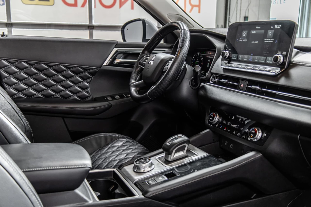 2022 Mitsubishi Outlander GT S-AWC NAVI+TOIT.PANO+CUIR+SIEGES.CHAUFFANTS Main Image