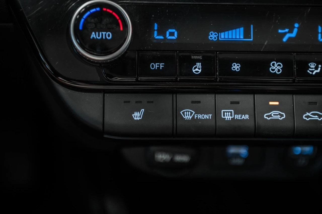 2023 Hyundai Elantra Luxury CUIR+CARPLAY+SIEGES.CHAUFFANTS Main Image