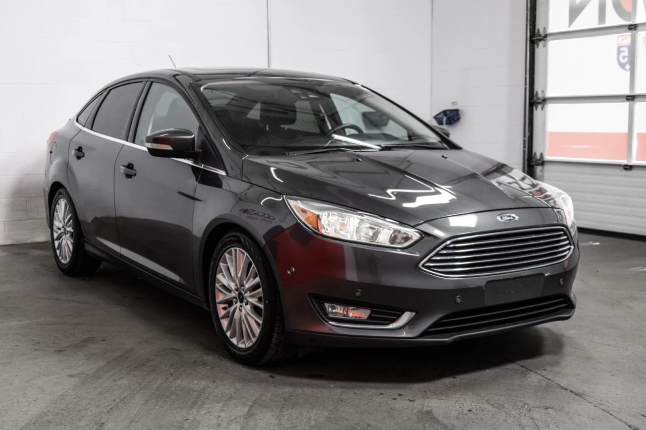 2016 Ford Focus Titanium NAVI+TOIT.OUVRANT+CUIR+CAM.RECUL Image principale