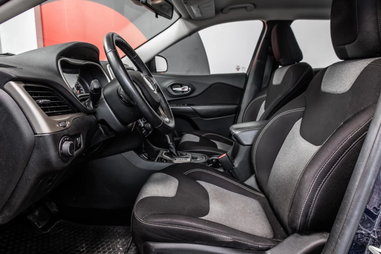 2015 Jeep Cherokee 2x4 Sport Garantie 1 AN Image principale