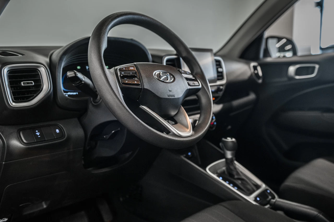 2024 Hyundai Venue Essential Main Image