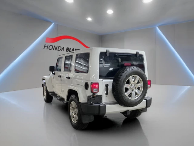 Jeep Wrangler 4WD 4dr Sahara 2015