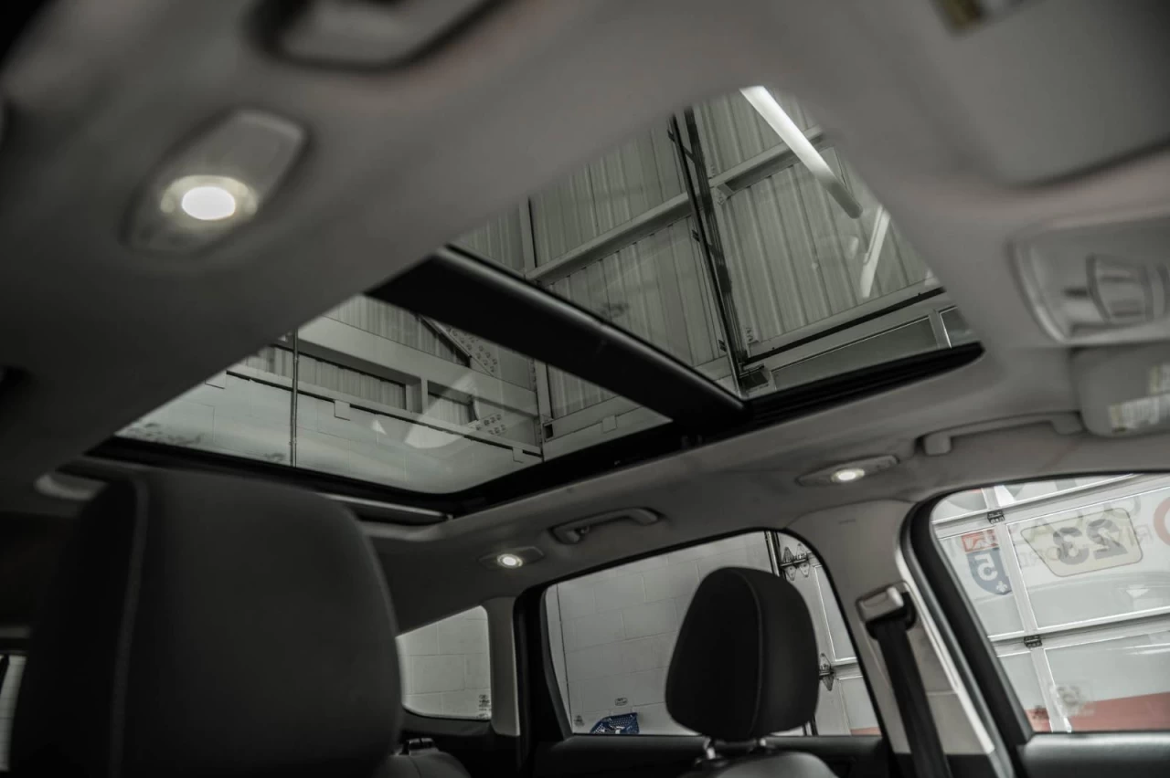 2014 Ford Escape 4WD SE AUBAINE! Image principale