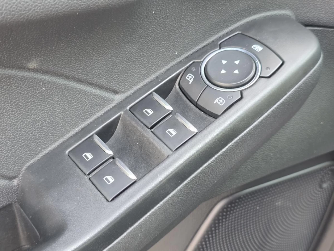 2023 Ford Escape ST-Line AWD Main Image