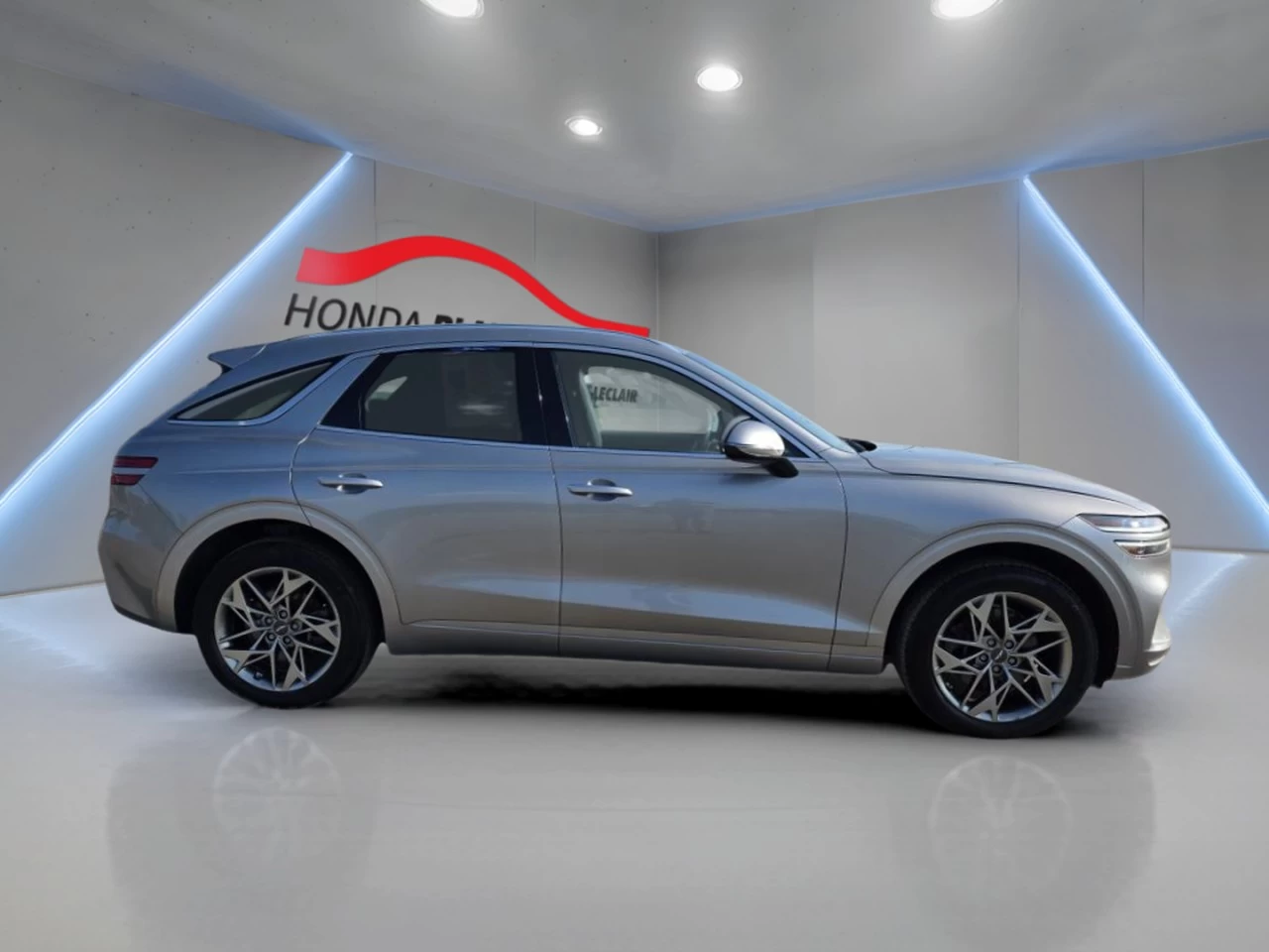 2022 Genesis GV70 2.5T Advanced AWD Main Image