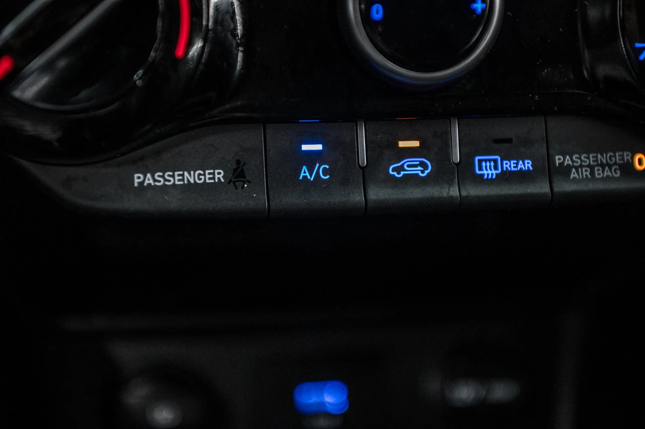 2022 Hyundai Kona Preferred Main Image
