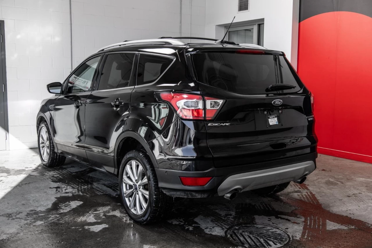 2017 Ford Escape Titanium 4WD+NAVI+TOIT.PANO+CUIR+SIEGES.CHAUFFANTS Image principale