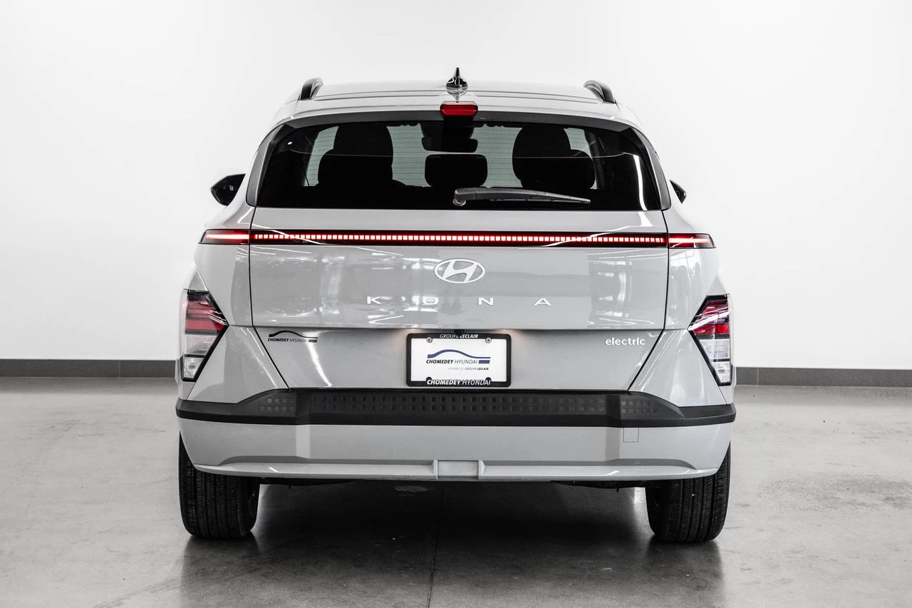 2025 Hyundai Kona Electric Preferred Main Image
