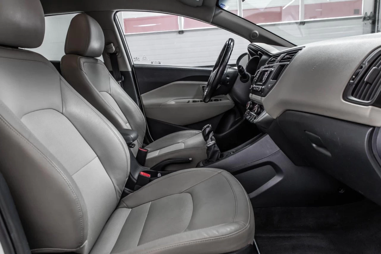 2015 Kia Rio SX - Manuelle - Garantie 1 AN Main Image