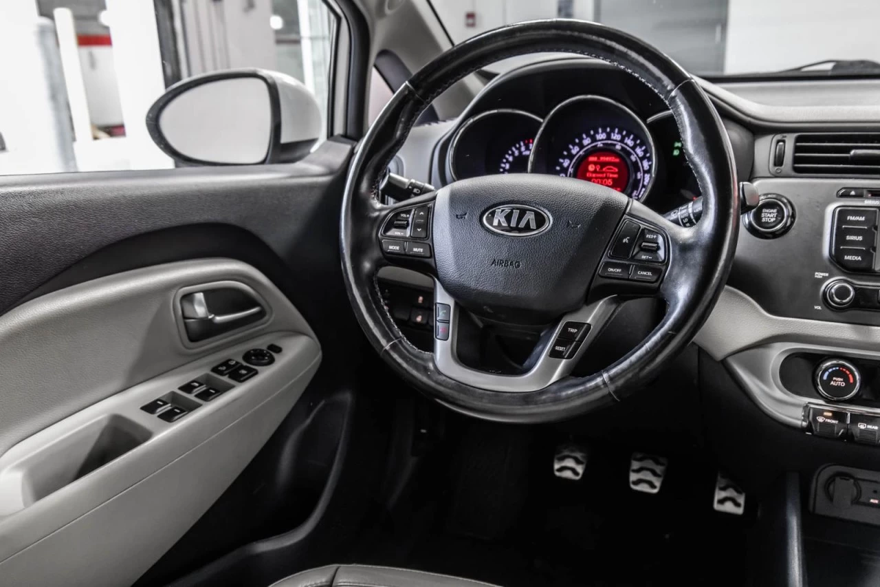2015 Kia Rio SX - Manuelle - Garantie 1 AN Main Image