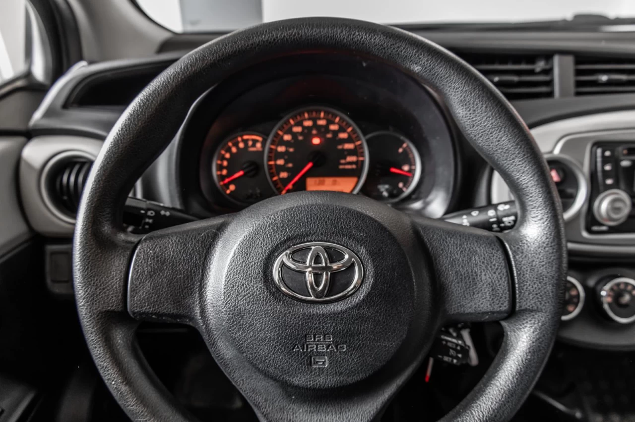2013 Toyota Yaris Manuelle Garantie 1 AN Image principale