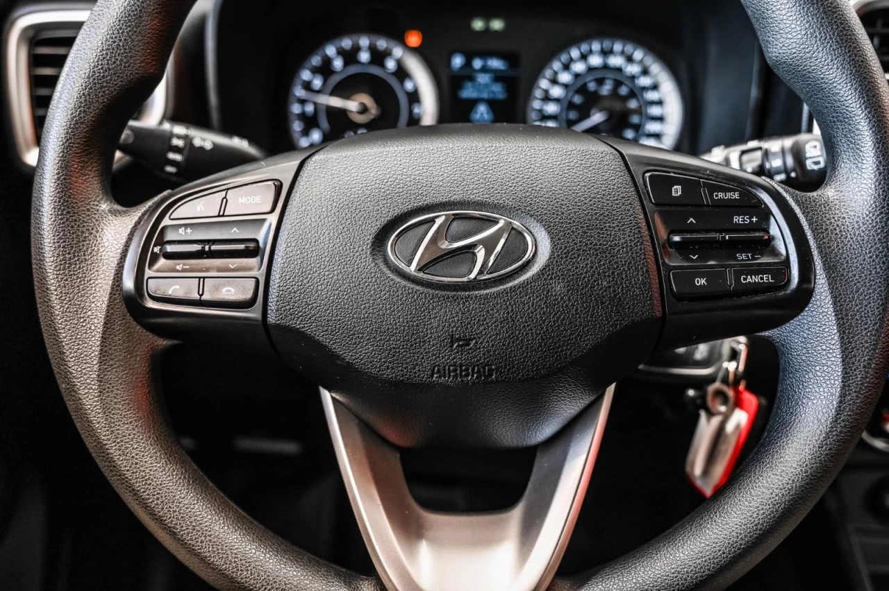2020 Hyundai Venue Essential SIEGES.CHAUFF+CARPLAY+BLUETOOTH Main Image
