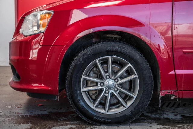 Dodge Grand Caravan SXT Premium Plus Garantie 1 AN 2015