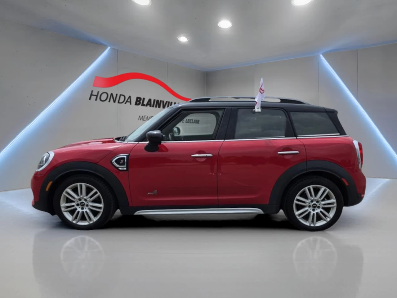 2020 MINI Countryman Cooper S ALL4 Main Image