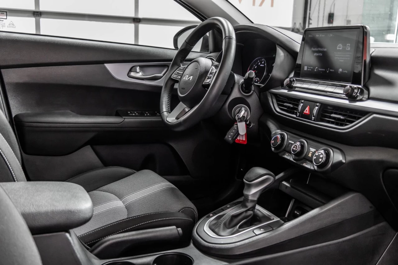 2022 Kia Forte LX SIEGES.CHAUFF+CARPLAY+BLUETOOTH+CAM.RECUL Main Image