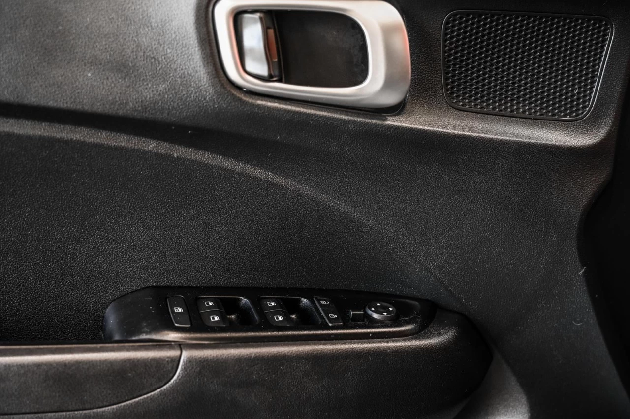 2020 Hyundai Venue Essential SIEGES.CHAUFF+CARPLAY+BLUETOOTH Main Image