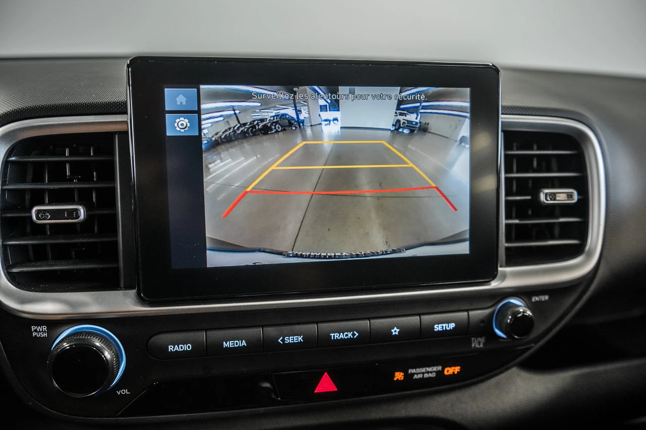 2024 Hyundai Venue Essential Main Image