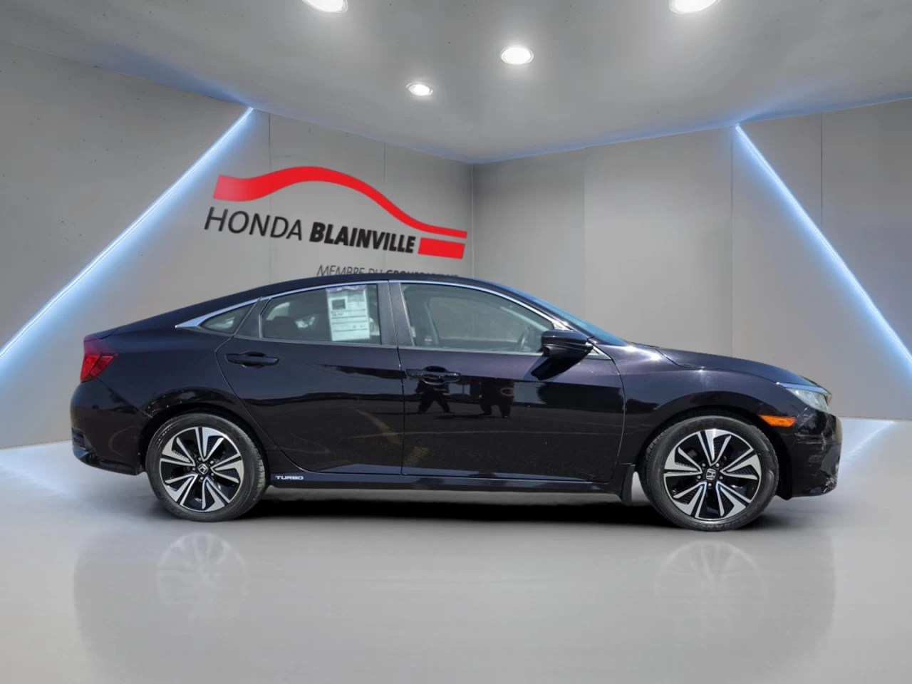 2016 Honda Civic EX-T CVT Main Image