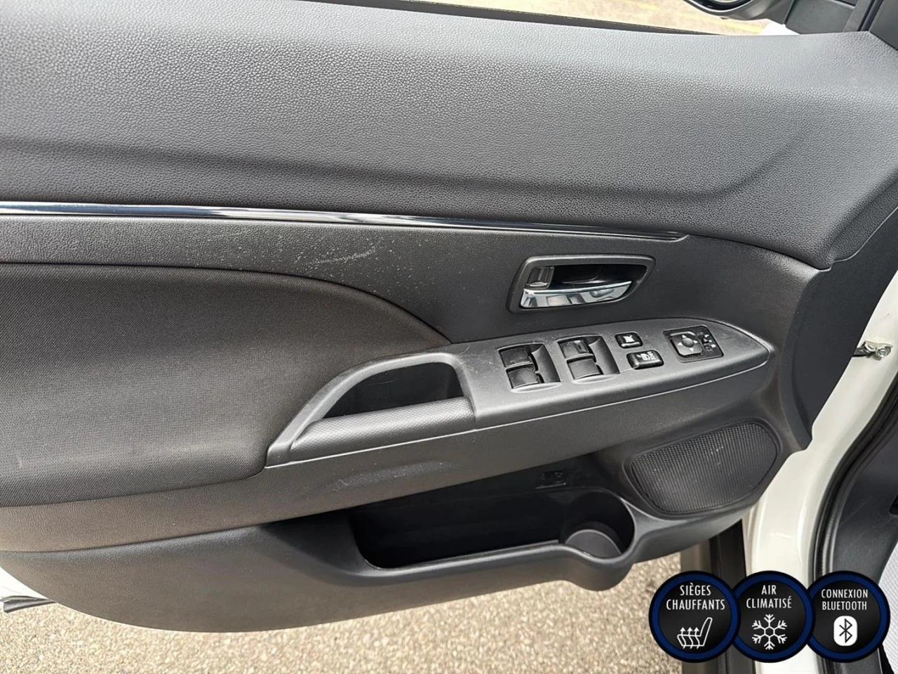 2019 Mitsubishi RVR SE AWC+SIEGES.CHAUFF+CAM.RECUL+BLUETOOTH+CARPLAY Image principale