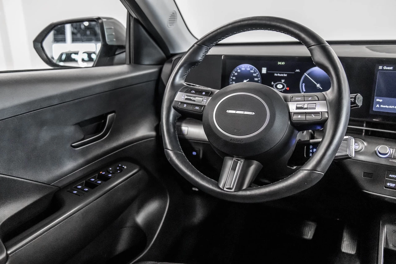 2025 Hyundai Kona Electric Preferred Main Image
