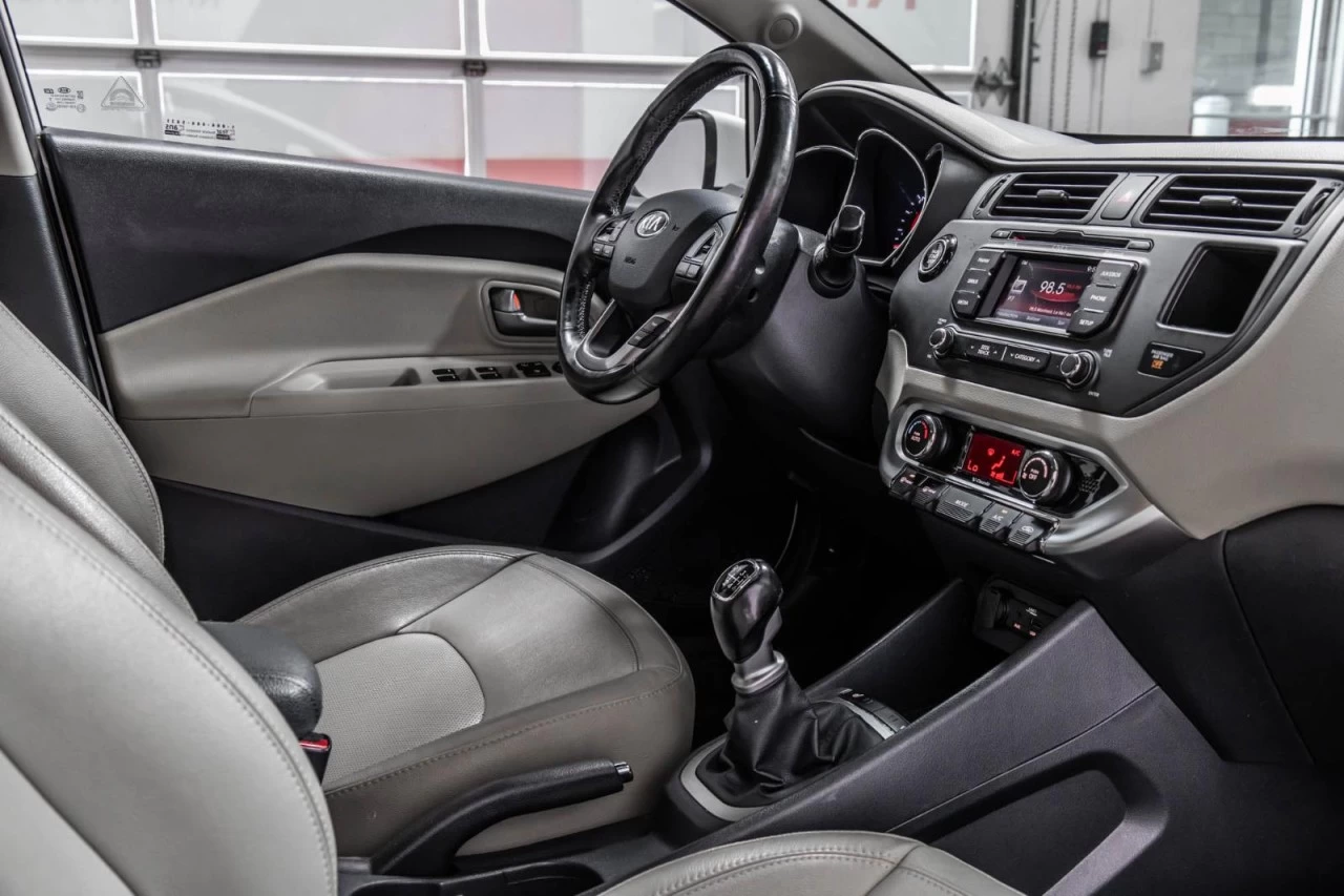 2015 Kia Rio SX - Manuelle - Garantie 1 AN Main Image