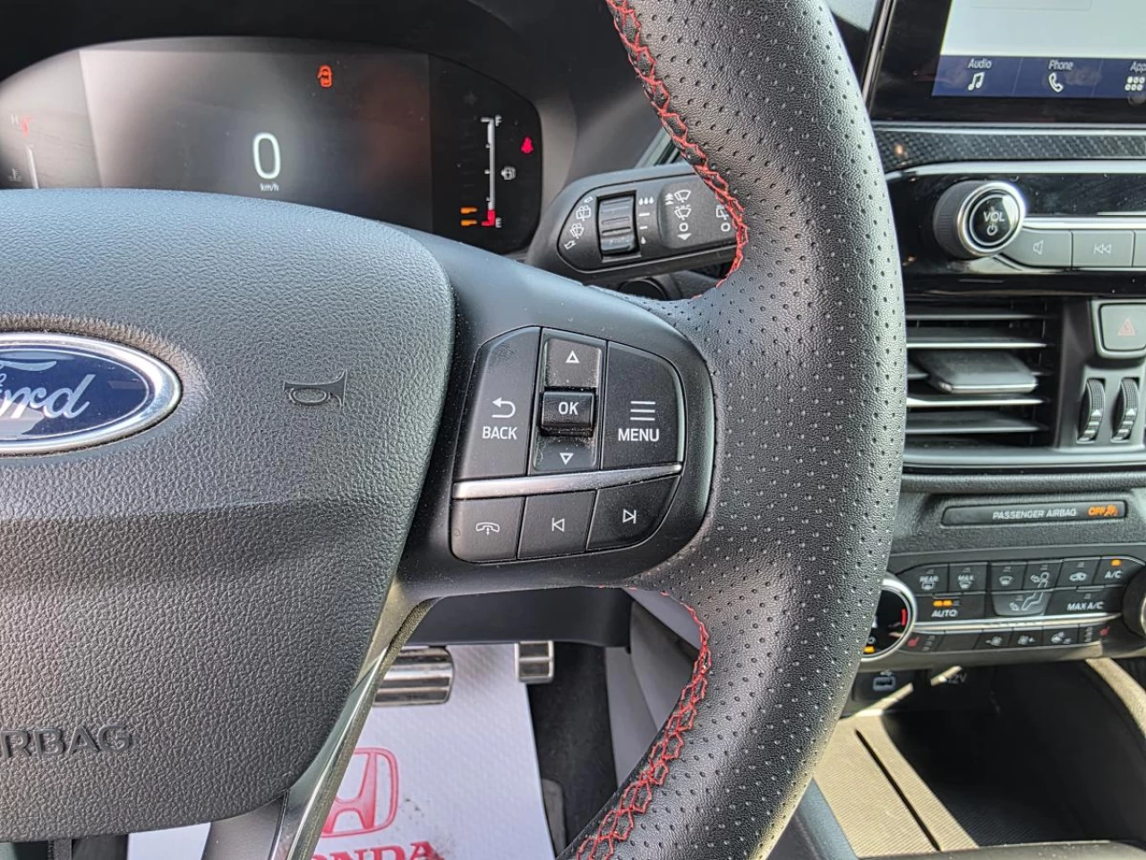 2023 Ford Escape ST-Line AWD Main Image