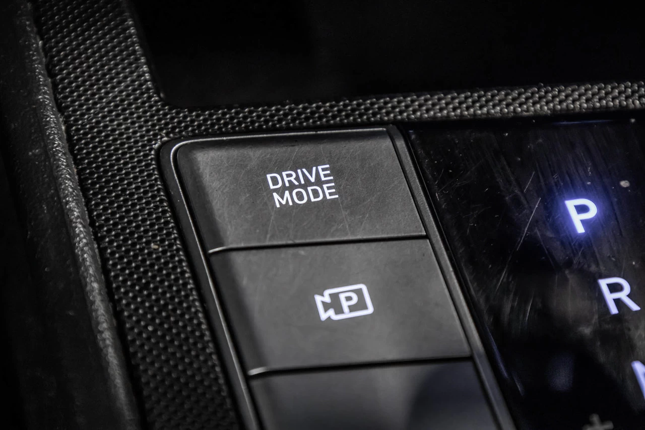 2022 Hyundai Elantra Preferred Image principale