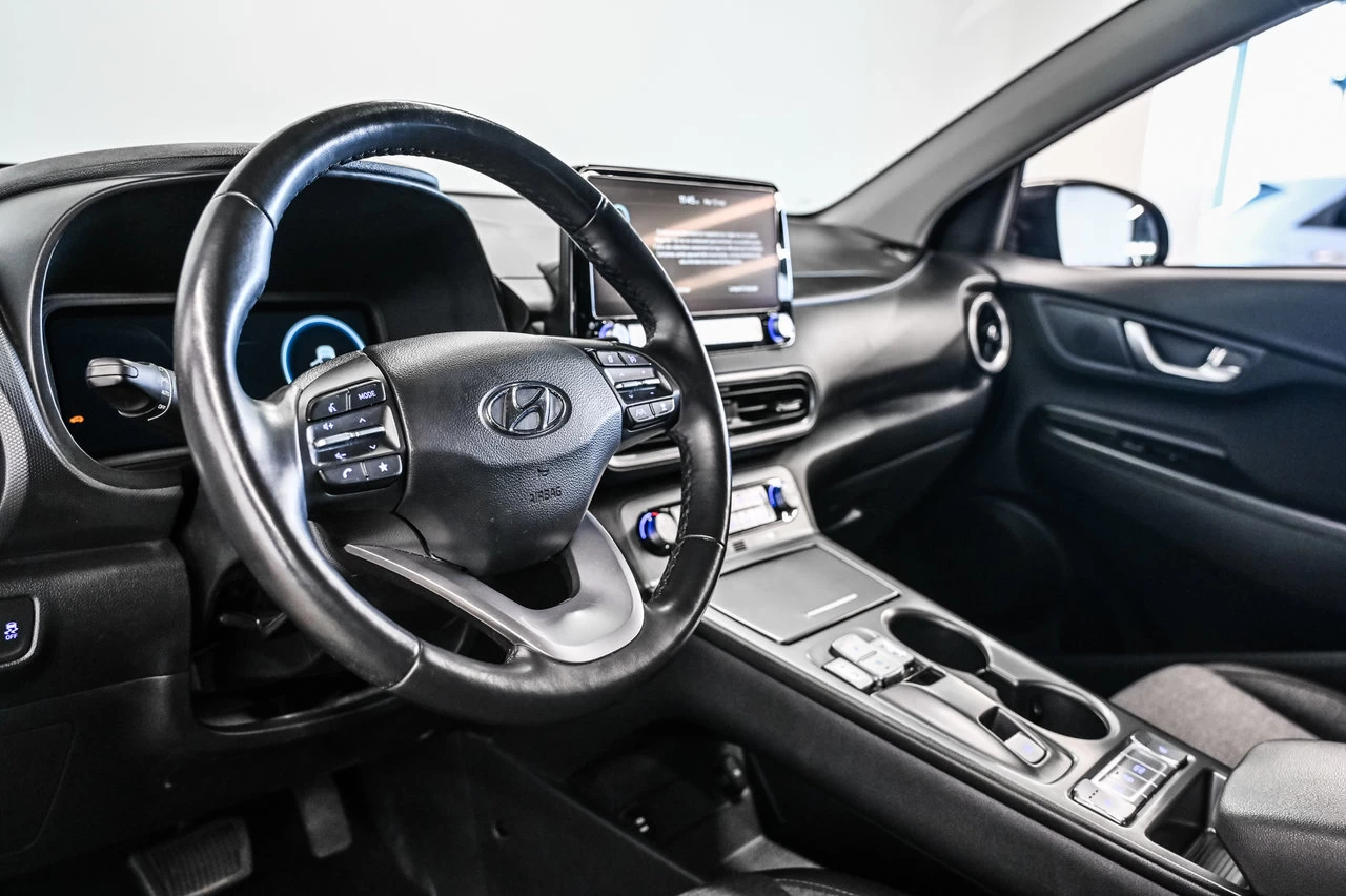 2023 Hyundai Kona electric Preferred Main Image