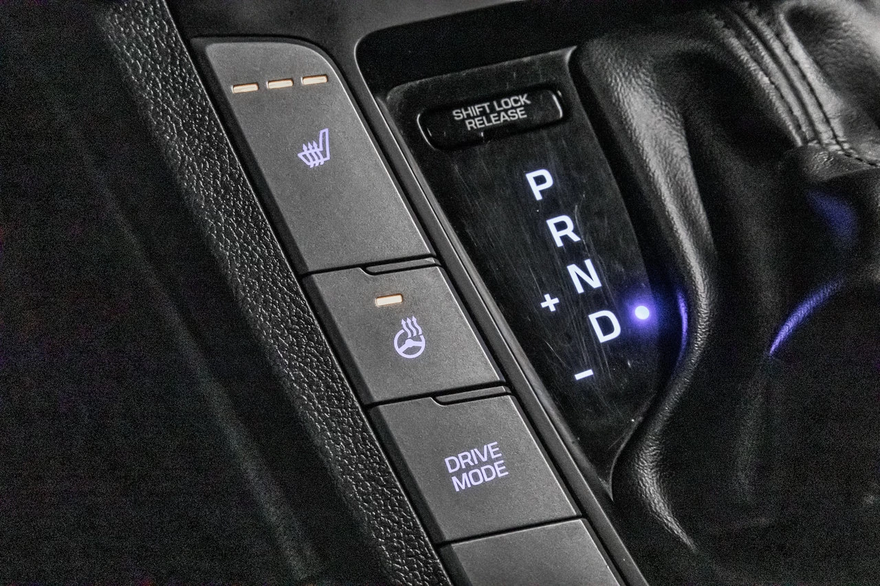 2018 Hyundai Elantra Gl Se Main Image