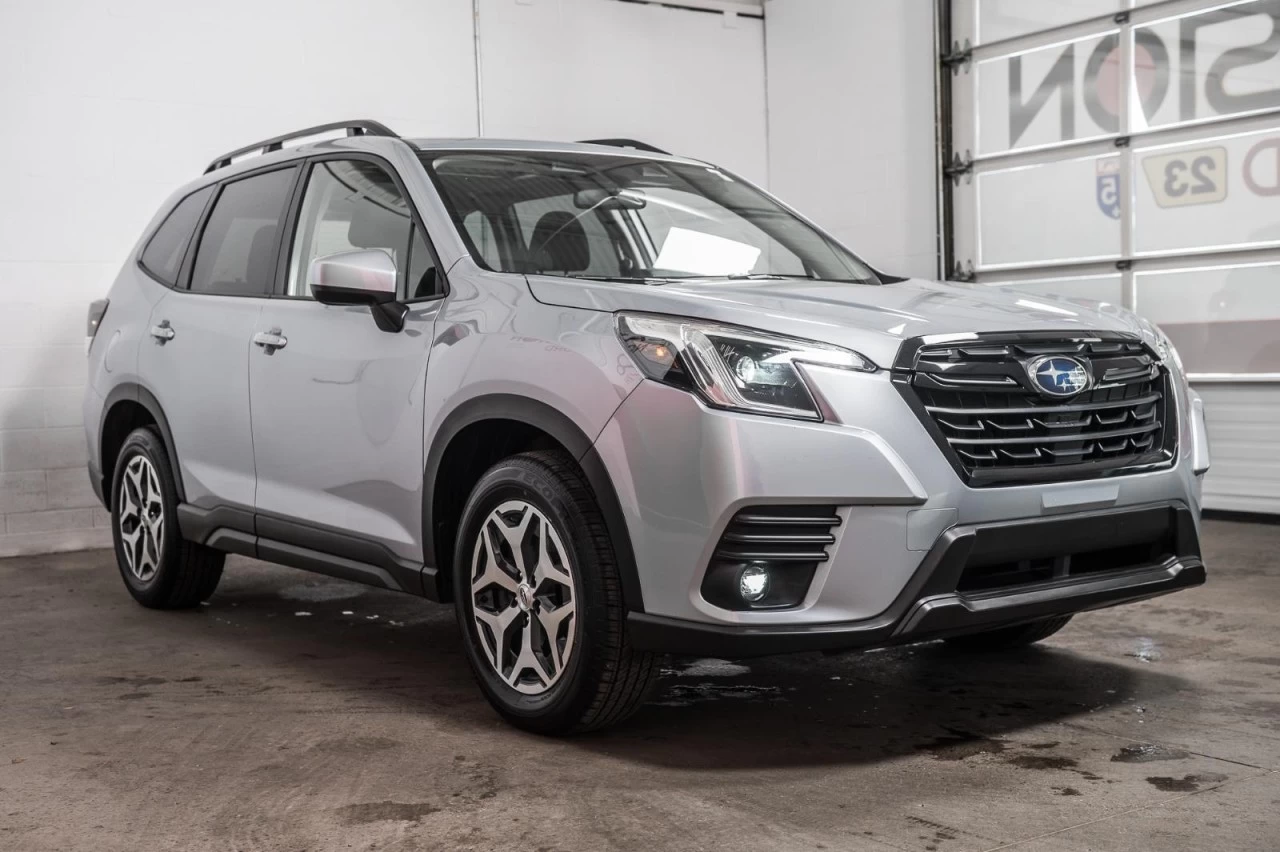 2024 Subaru Forester Touring TOIT.PANO+VOLANT/SIEGES.CHAUFF+CARPLAY Main Image
